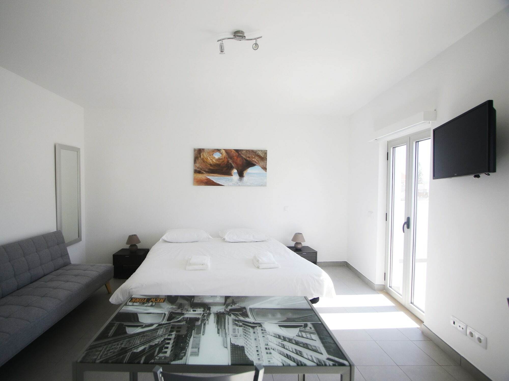 Guest House Lovely Swan لاغوس المظهر الخارجي الصورة